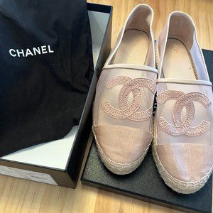 CHANEL Interlocking CC Logo Leather Trim Embellishment Espadrilles
